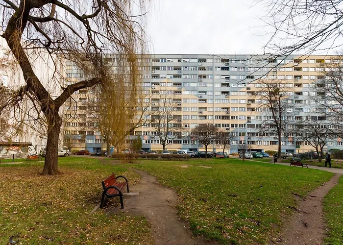Zielinskiego Grey Apartment